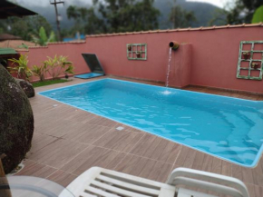 Casa com piscina em Ubatuba SP no Sertão do Ubatumirim